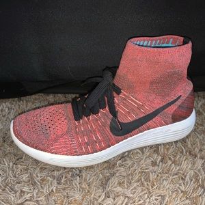 Nike lunarlon flynit sneakers